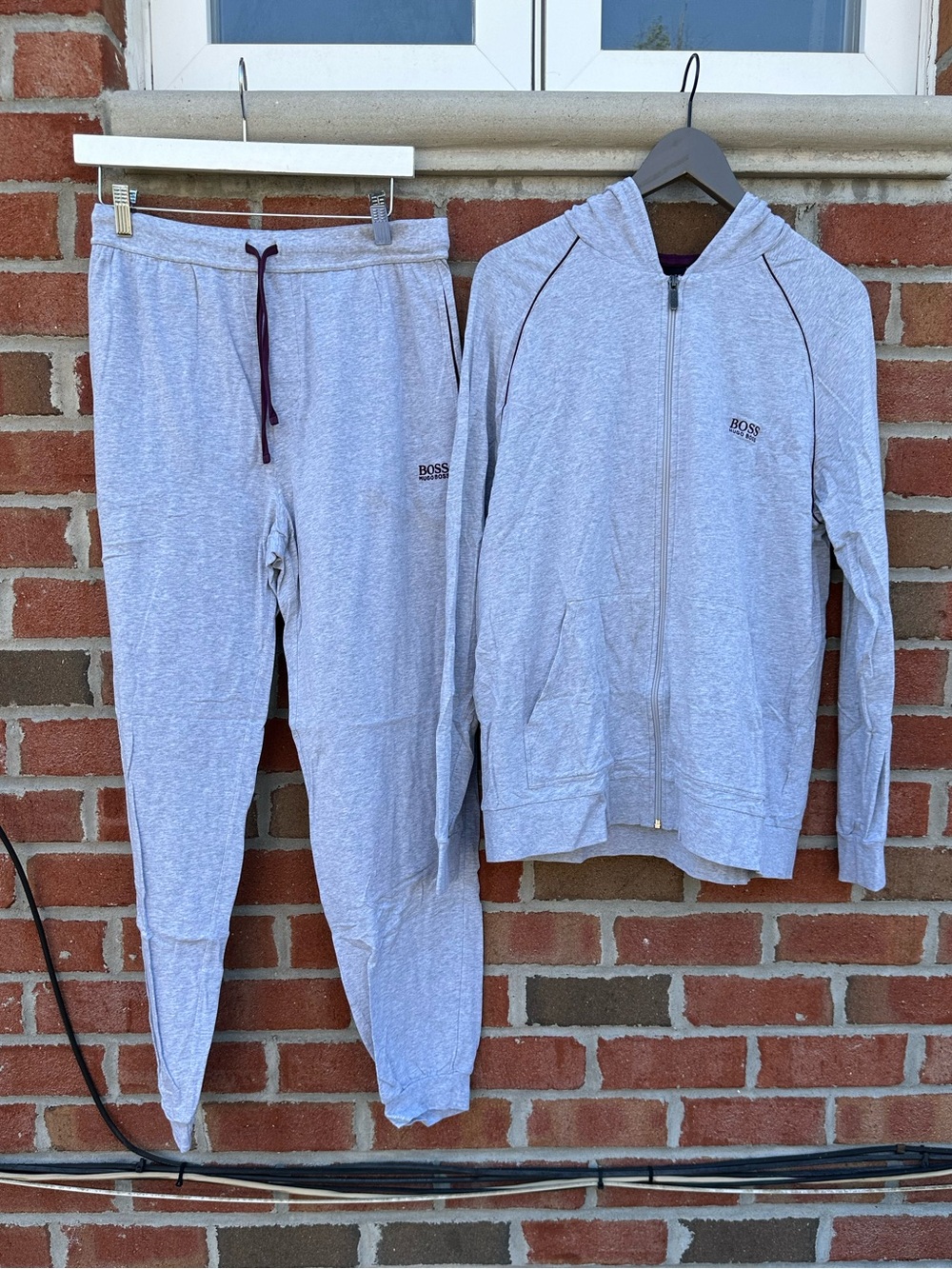 Boss Hugo Boss Light Grey Hoodie and Joggers with Dark Accent Drawcord Mens L